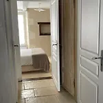 公寓 Fenetre Sur Cour 拉弗洛特