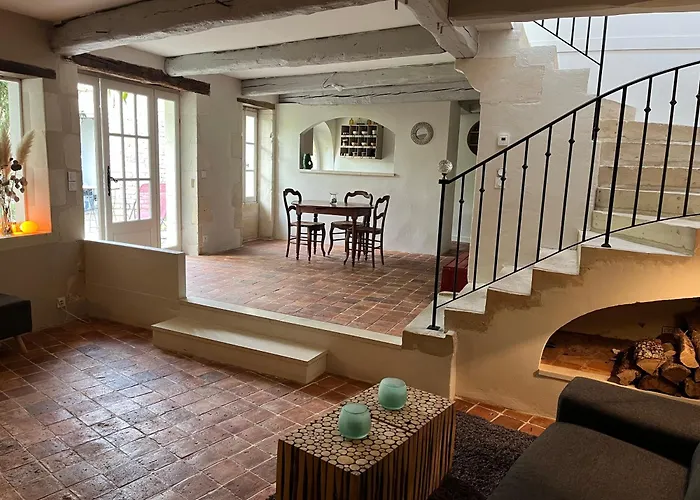 Fenetre Sur Cour * La Flotte