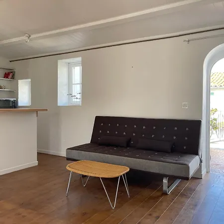 Fenetre Sur Cour Lägenhet