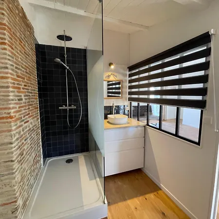 Lägenhet Fenetre Sur Cour